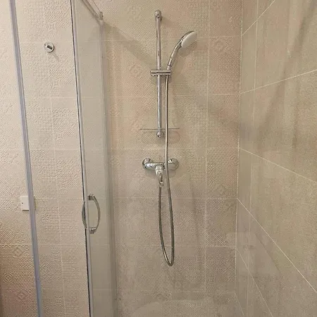 Elegant 2-bedroom At Ferry, Tigne Point Апартаменты Слима