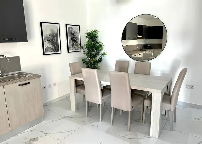 Elegant 2-bedroom At Ferry, Tigne Point 公寓 斯利马