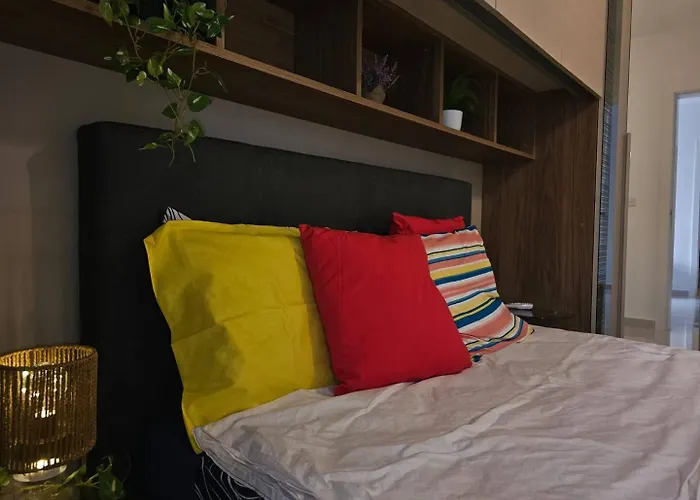 Elegant 2-bedroom At Ferry, Tigne Point * 斯利马